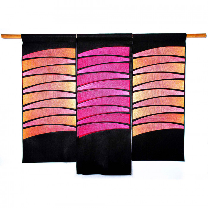 Chromatic Folds Unfurled